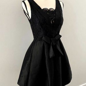 CeCe Hi-Lo Size 4 Cocktail Dress